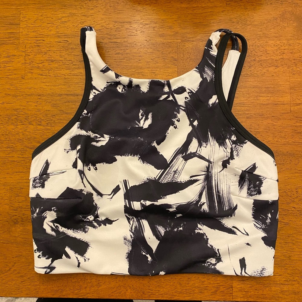 Joy Lab • Black & White sports bra